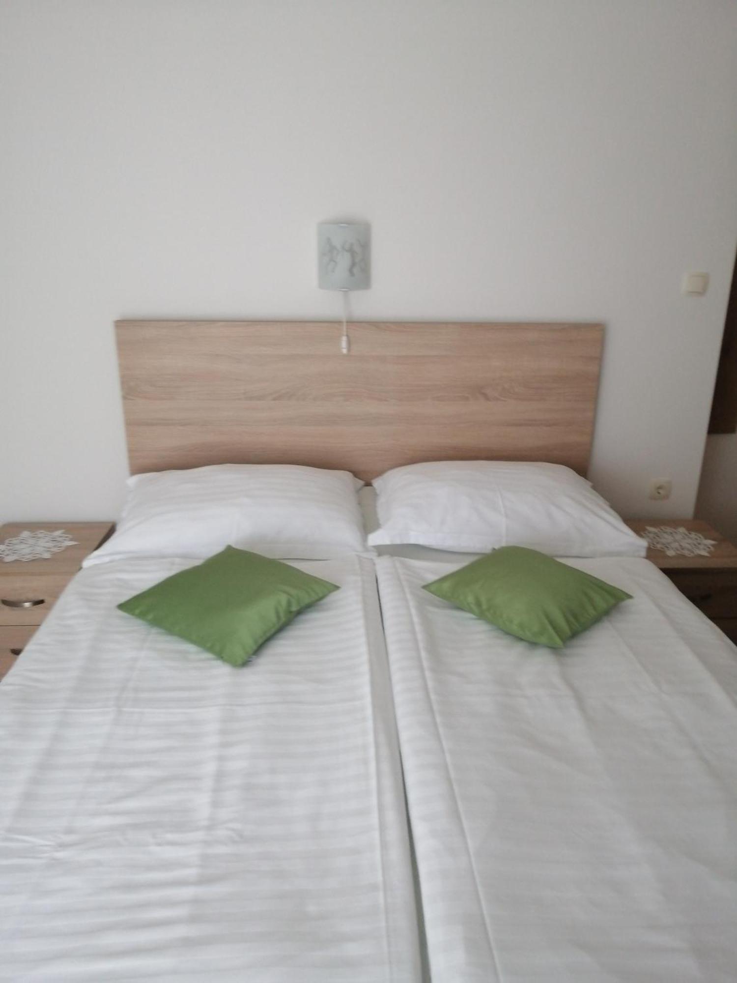Apartman Branka Rab Town Bagian luar foto