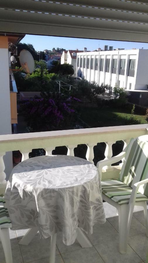 Apartman Branka Rab Town Bagian luar foto