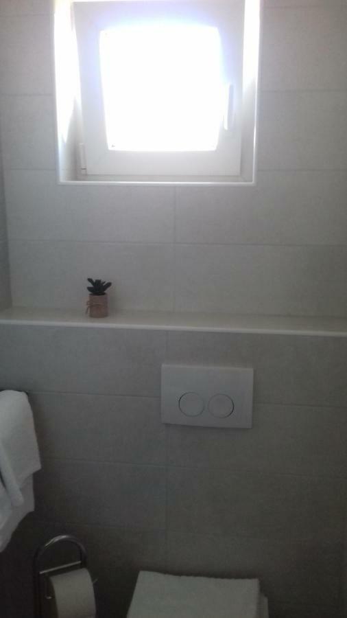 Apartman Branka Rab Town Bagian luar foto